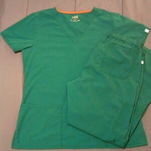 Scrub Set